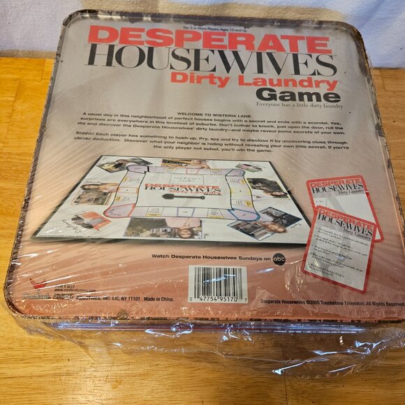 Desperate Housewives Dirty Laundry Game.  New in Box.  ITEM #1656 - Picture 3 of 3